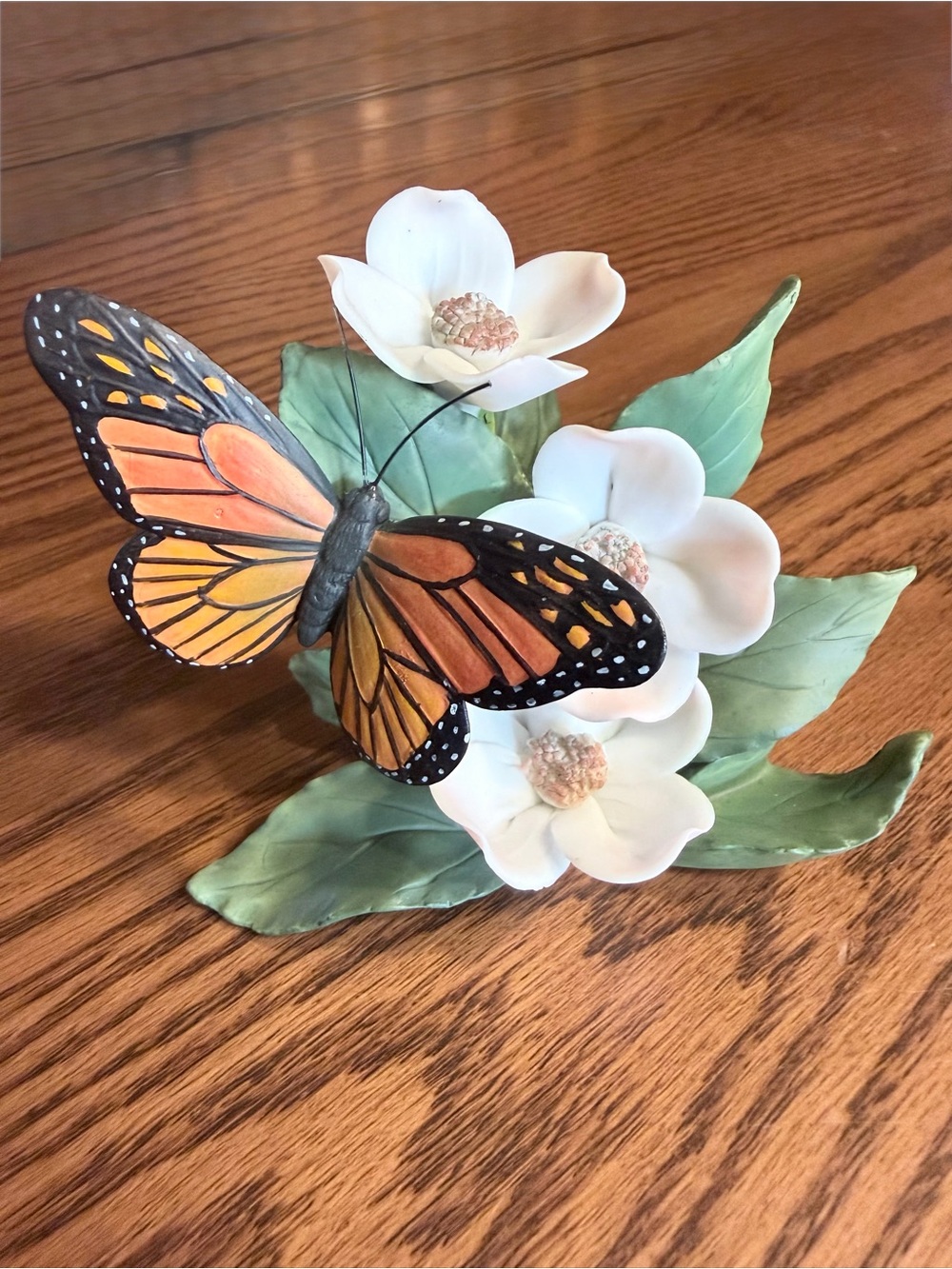 Vtg Monarch Butterfly On Dogwood Flowers RR Roman Inc 2001 Porcelain Collectible